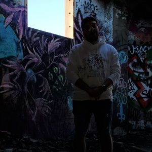 Meet your Posher, Thomas